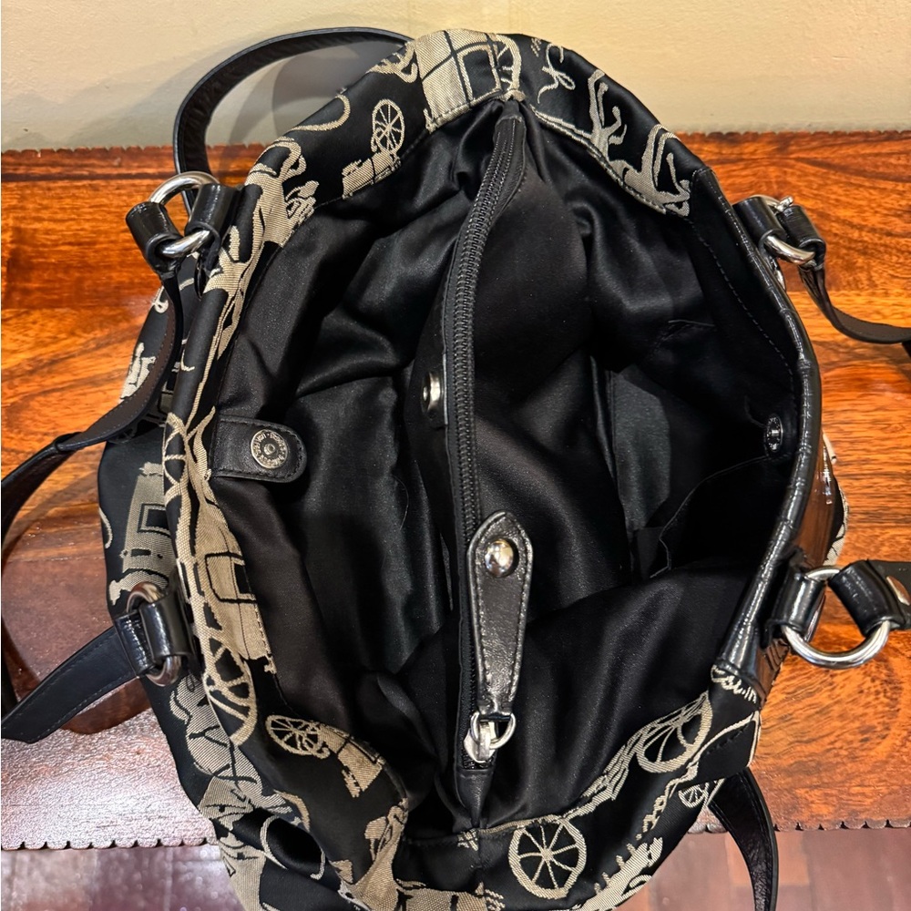 Medium Coach Pocketbook - Picture 3 of 6